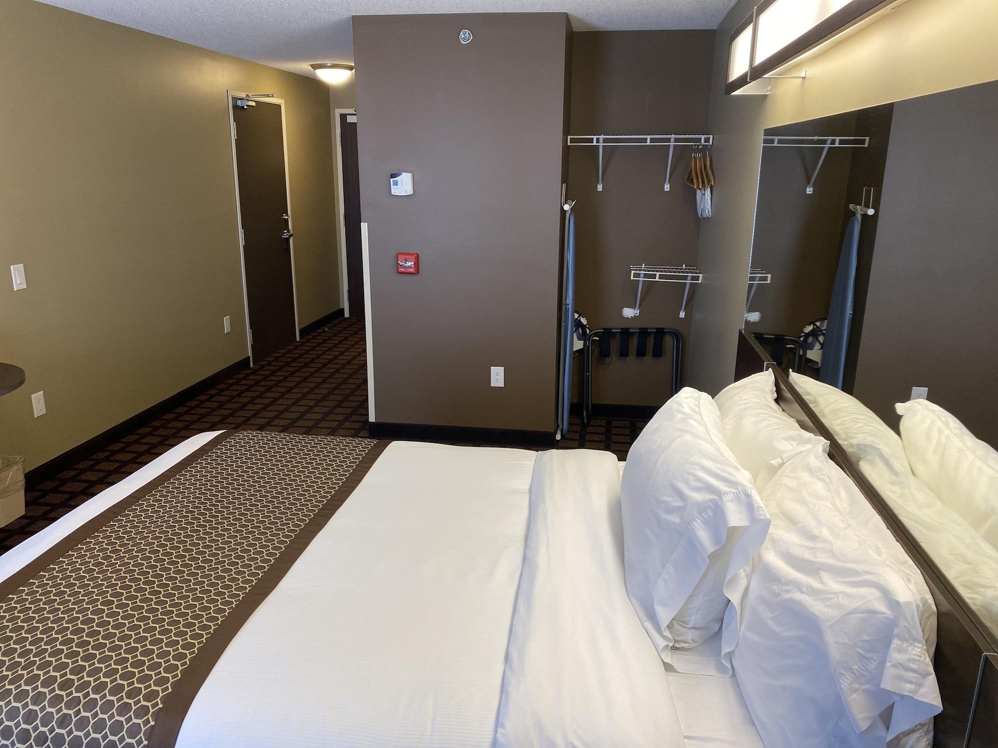 Microtel Inn & Suites By Wyndham - Timmins Exterior foto