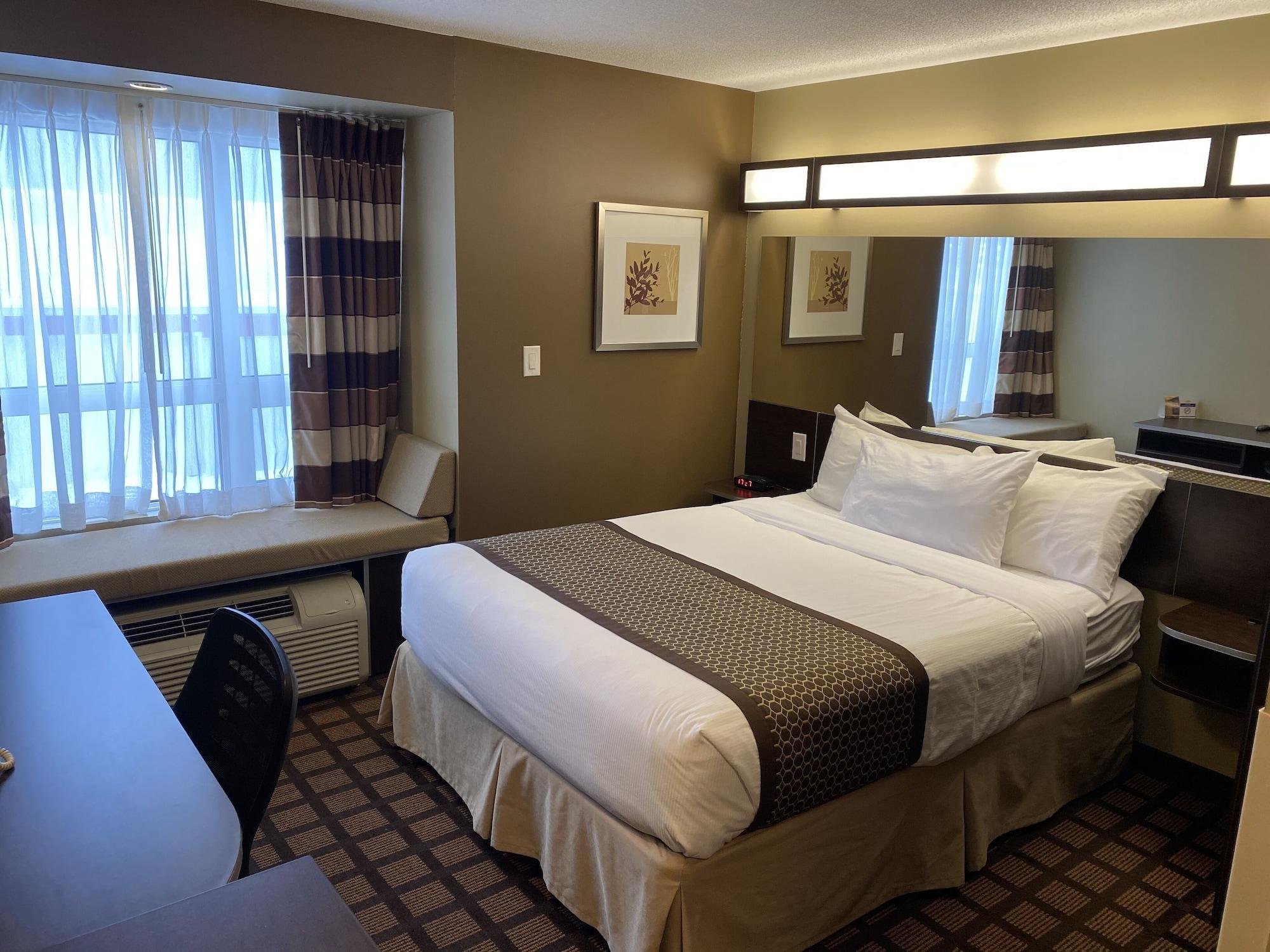 Microtel Inn & Suites By Wyndham - Timmins Exterior foto