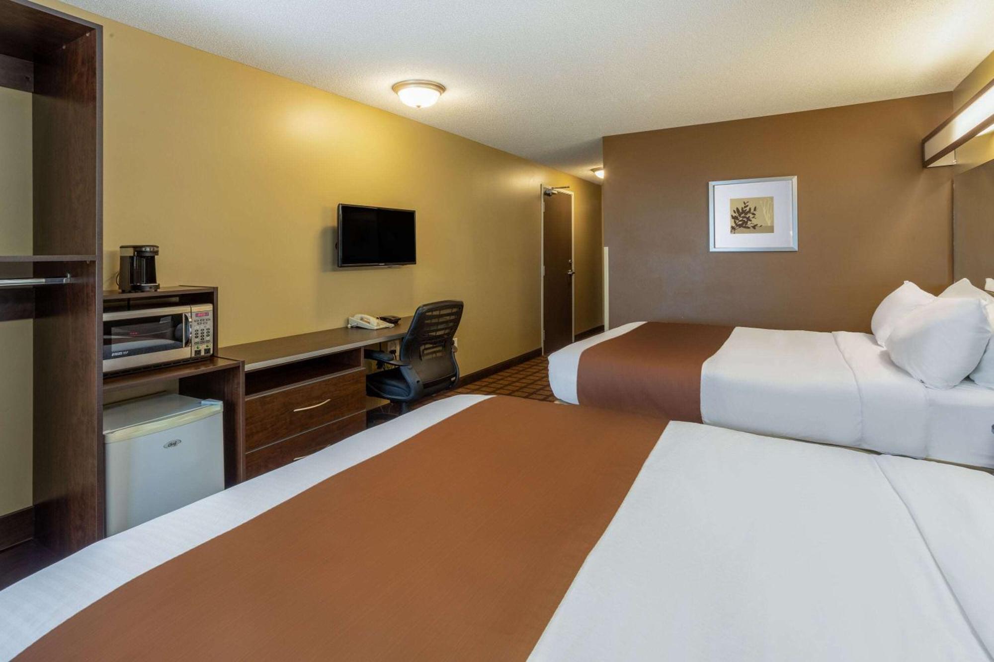 Microtel Inn & Suites By Wyndham - Timmins Exterior foto