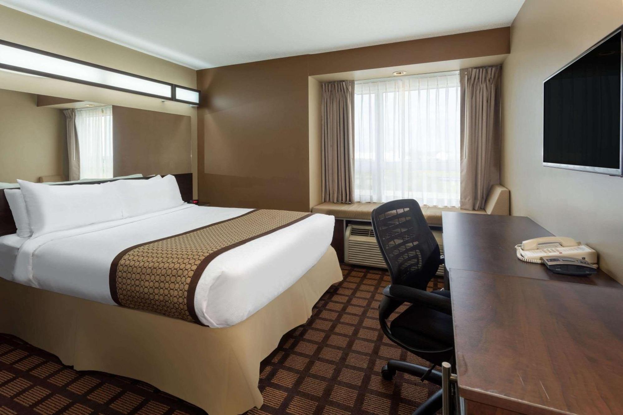 Microtel Inn & Suites By Wyndham - Timmins Exterior foto