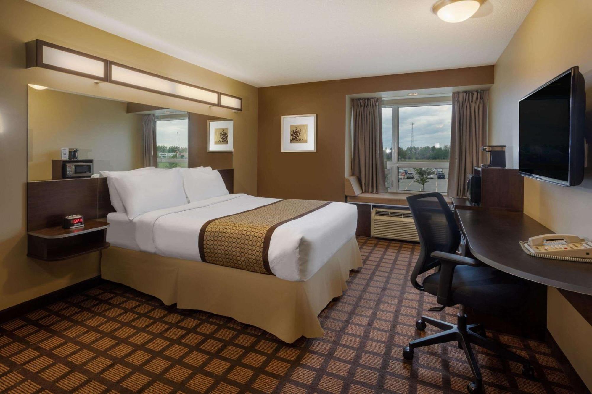 Microtel Inn & Suites By Wyndham - Timmins Exterior foto